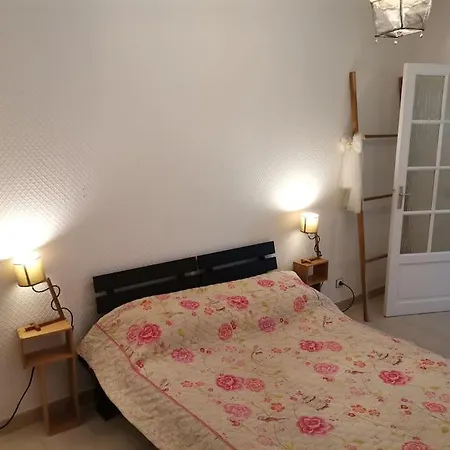 Apartment Relaxing 2p In Front Of A Lovely Garden Nizza